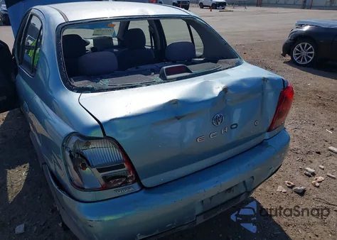 2000 Toyota Echo z USA, uszkodzony, nr VIN JTDBT1233Y0029730